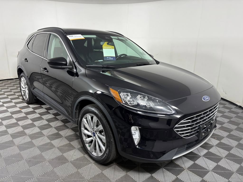 Certified 2022 Ford Escape Titanium w/ Titanium Elite Package