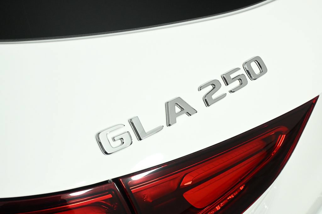 Certified 2026 Mercedes-Benz GLA 250 image 28