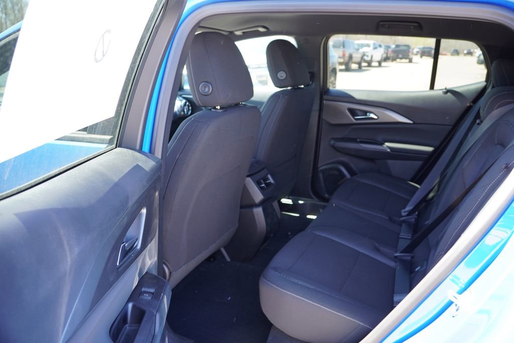 New 2026 Chevrolet Equinox EV LT FWD image 11