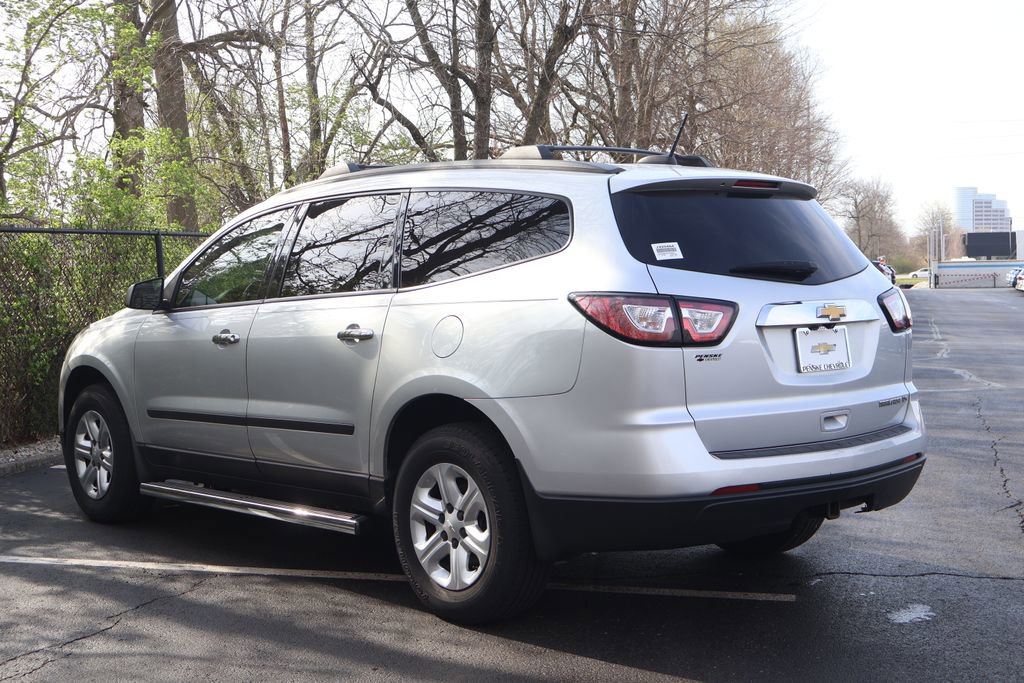 Used 2016 Chevrolet Traverse LS image 6