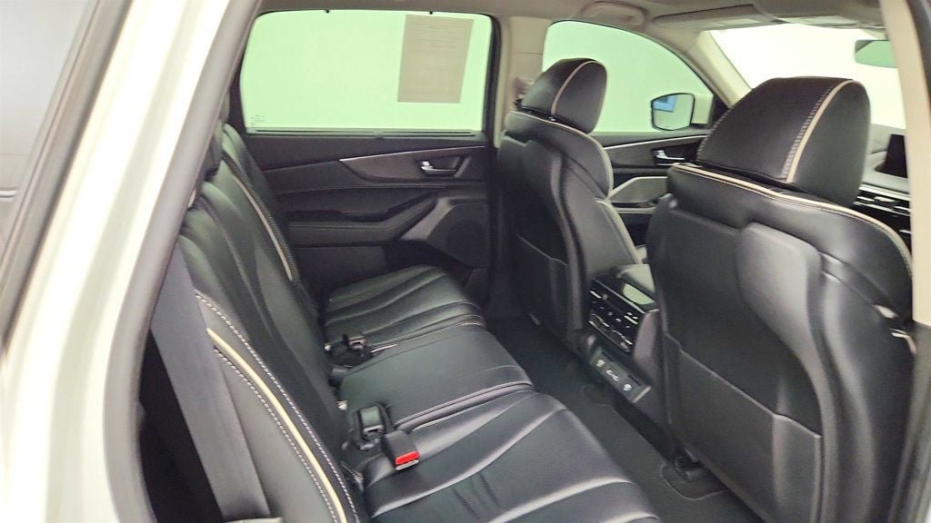 Used 2023 Acura MDX SH-AWD w/ Advance Package image 25