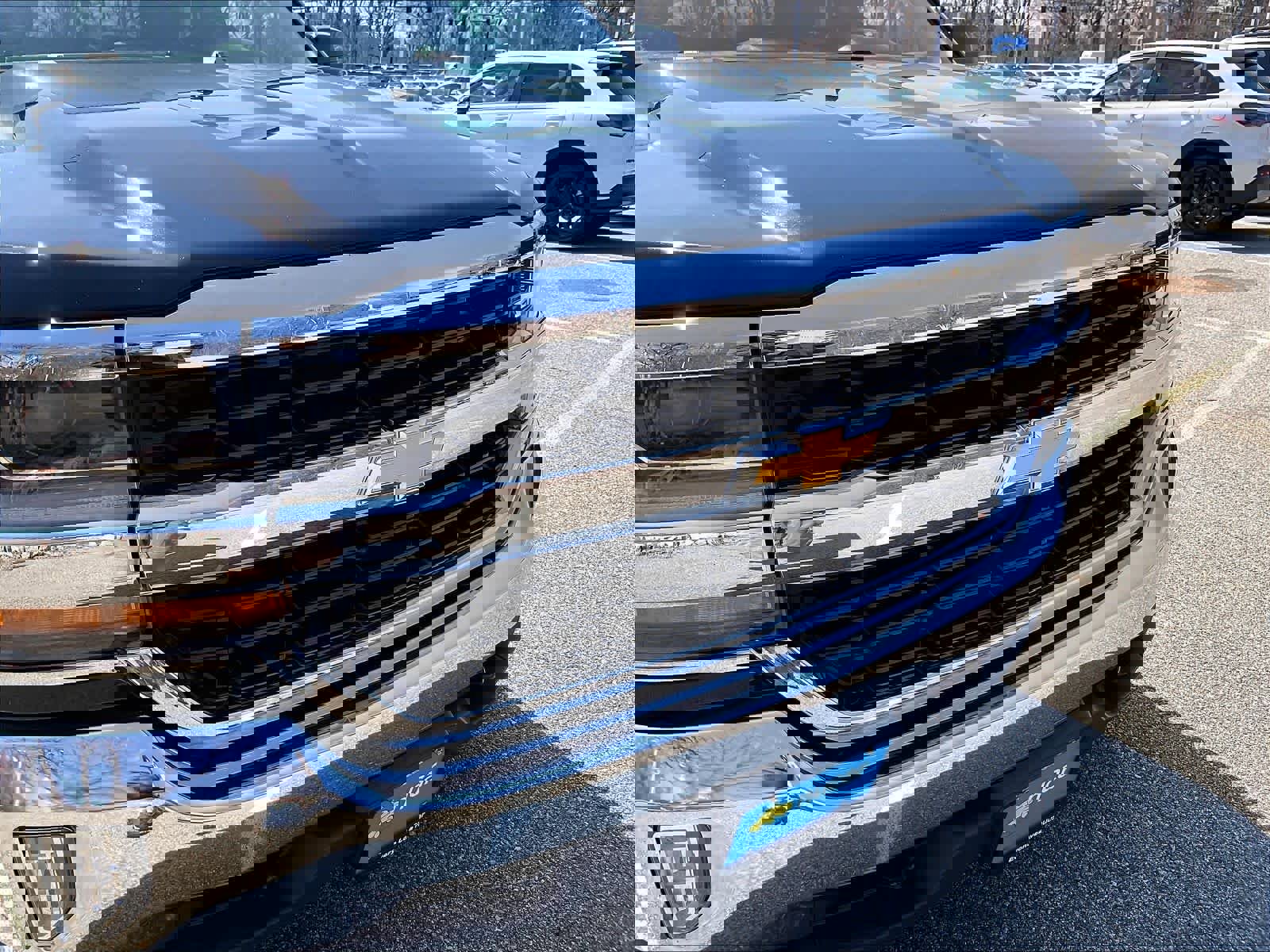 Used 2018 Chevrolet Silverado 1500 LT w/ All Star Edition image 30