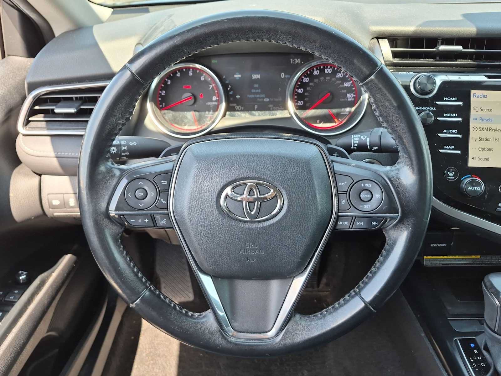Used 2020 Toyota Camry XSE FWD image 25