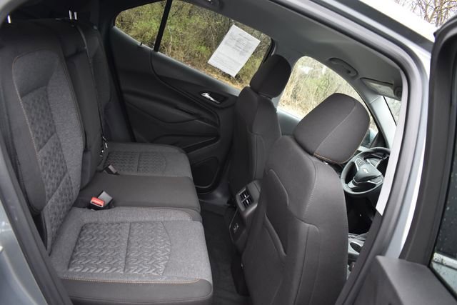 Used 2024 Chevrolet Equinox LT w/ LPO, Floor Liner Package FWD image 15