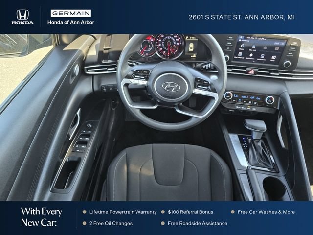 Used 2022 Hyundai Elantra SEL FWD image 22
