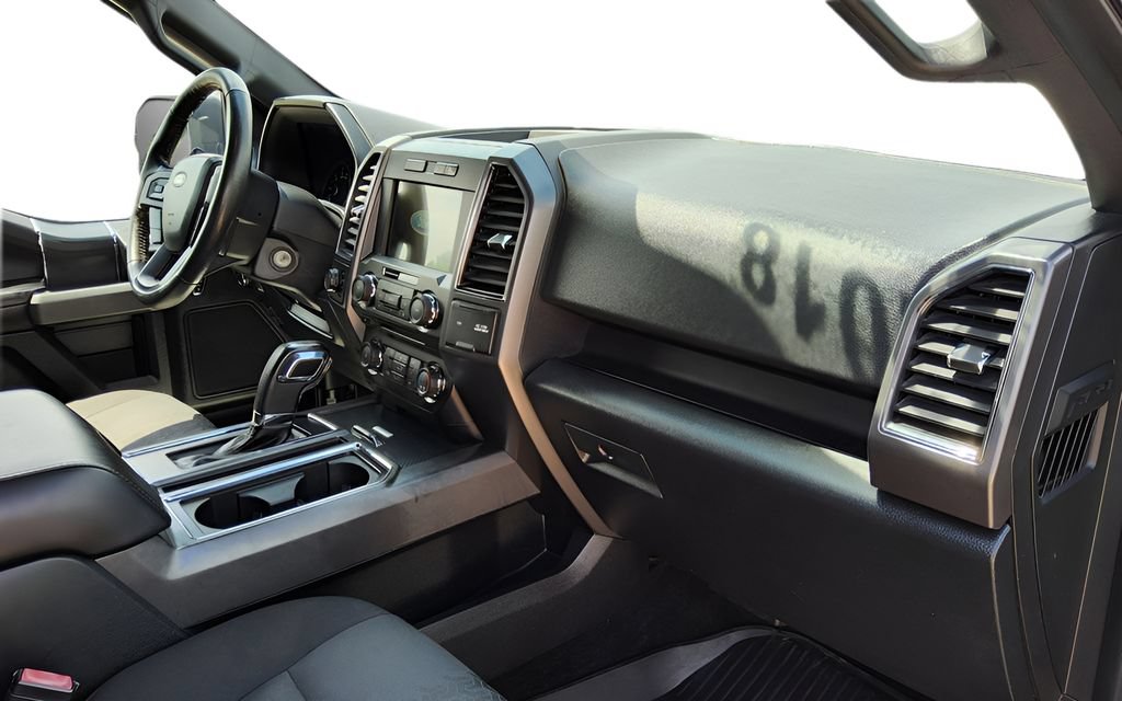Used 2018 Ford F150 XLT w/ Equipment Group 302A Luxury AWD/4WD image 38
