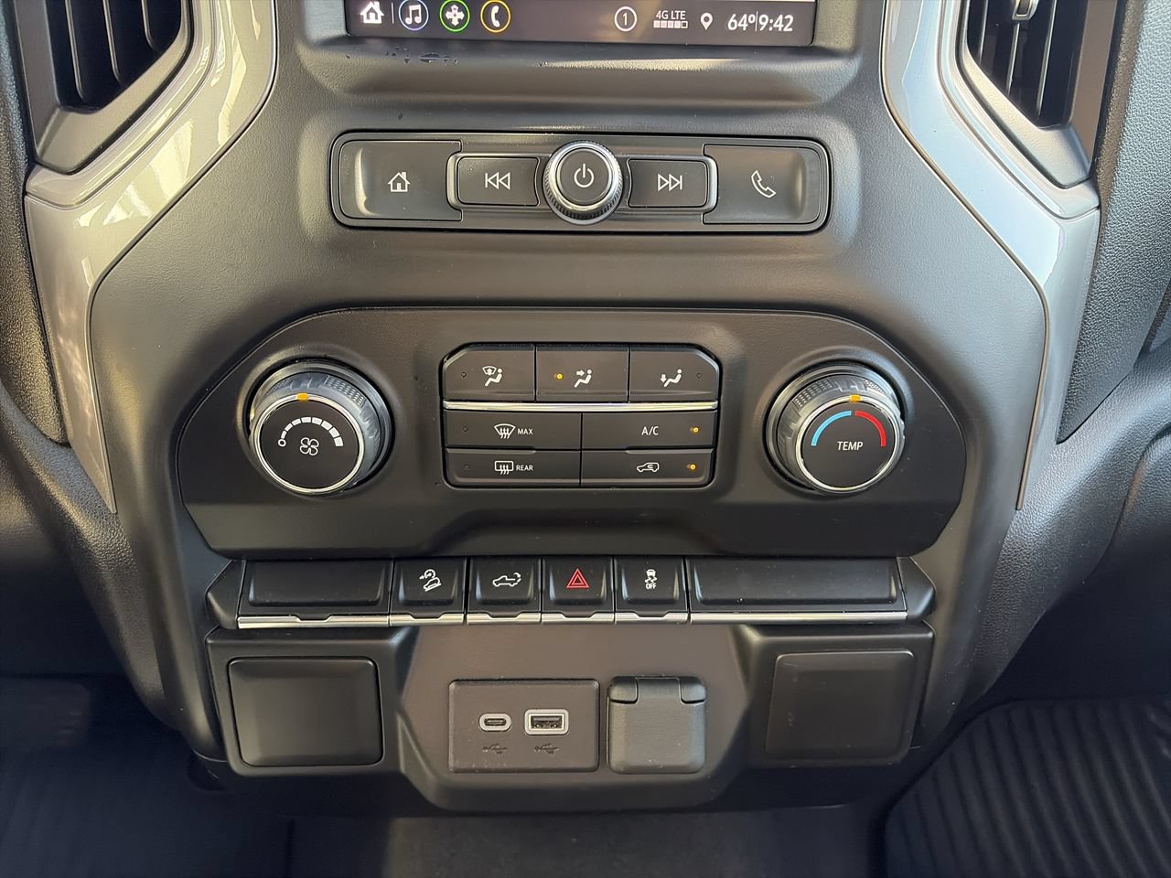Used 2021 Chevrolet Silverado 1500 Custom Trail Boss w/ LPO, Dark Essentials Package AWD/4WD image 26
