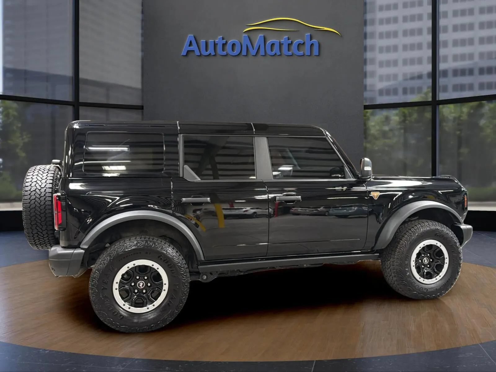Used 2025 Ford Bronco Badlands AWD/4WD image 12