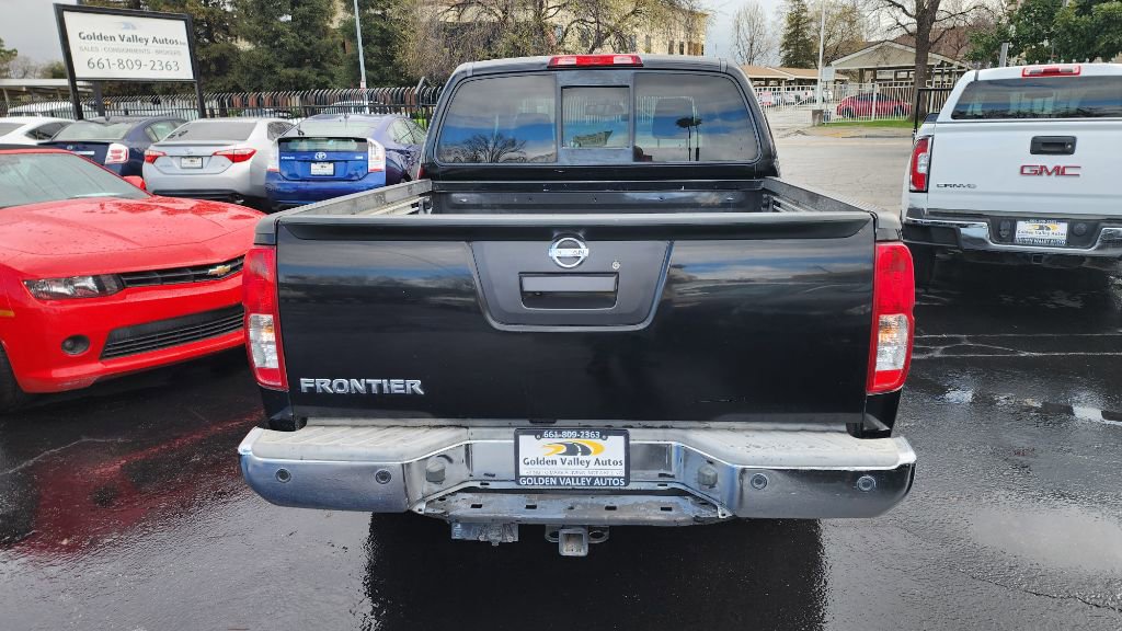 Used 2016 Nissan Frontier SV w/ SV Value Truck Package image 4