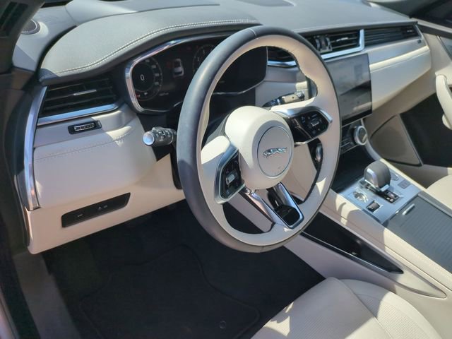 Used 2026 Jaguar F-PACE R-Dynamic S AWD/4WD image 7