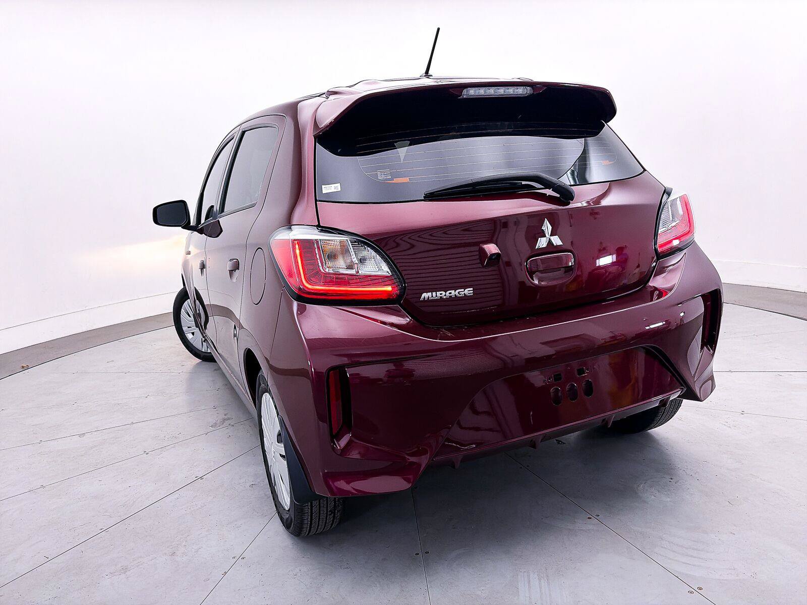 Used 2024 Mitsubishi Mirage ES FWD image 7