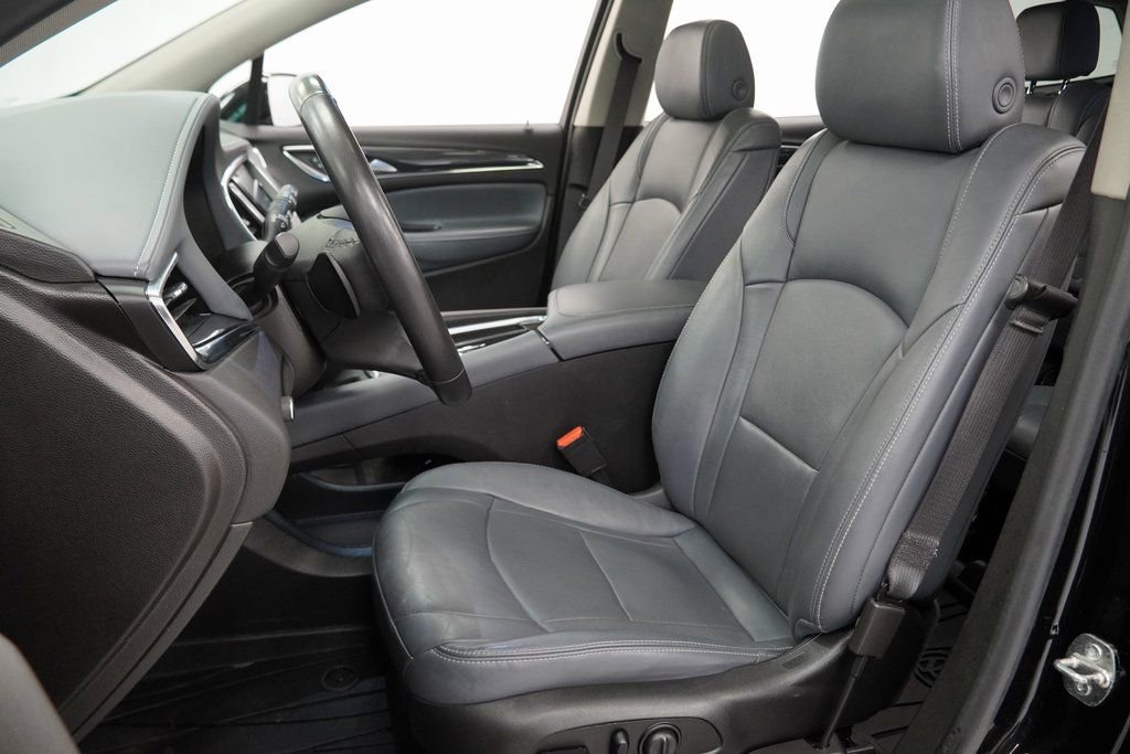 Used 2021 Buick Enclave Essence w/ Sport Touring Edition image 16