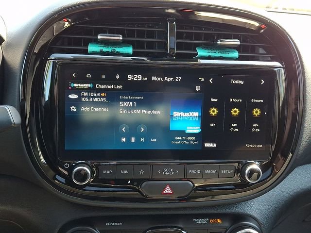 Certified 2025 Kia Soul EX FWD image 17