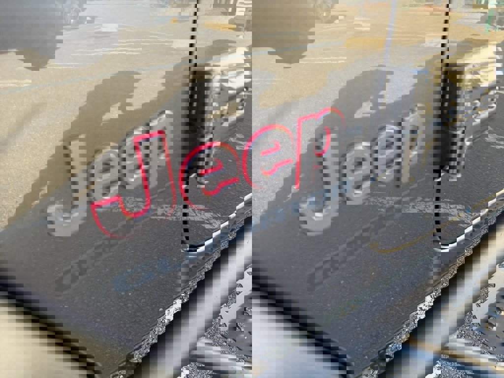 Used 2021 Jeep Gladiator Rubicon w/ LED Lighting Group image 3