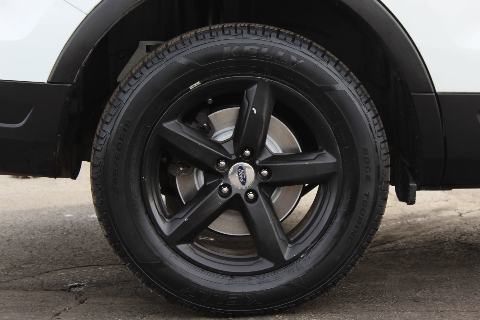 Used 2019 Ford Explorer 4WD w/ Class III Trailer Tow Package image 24