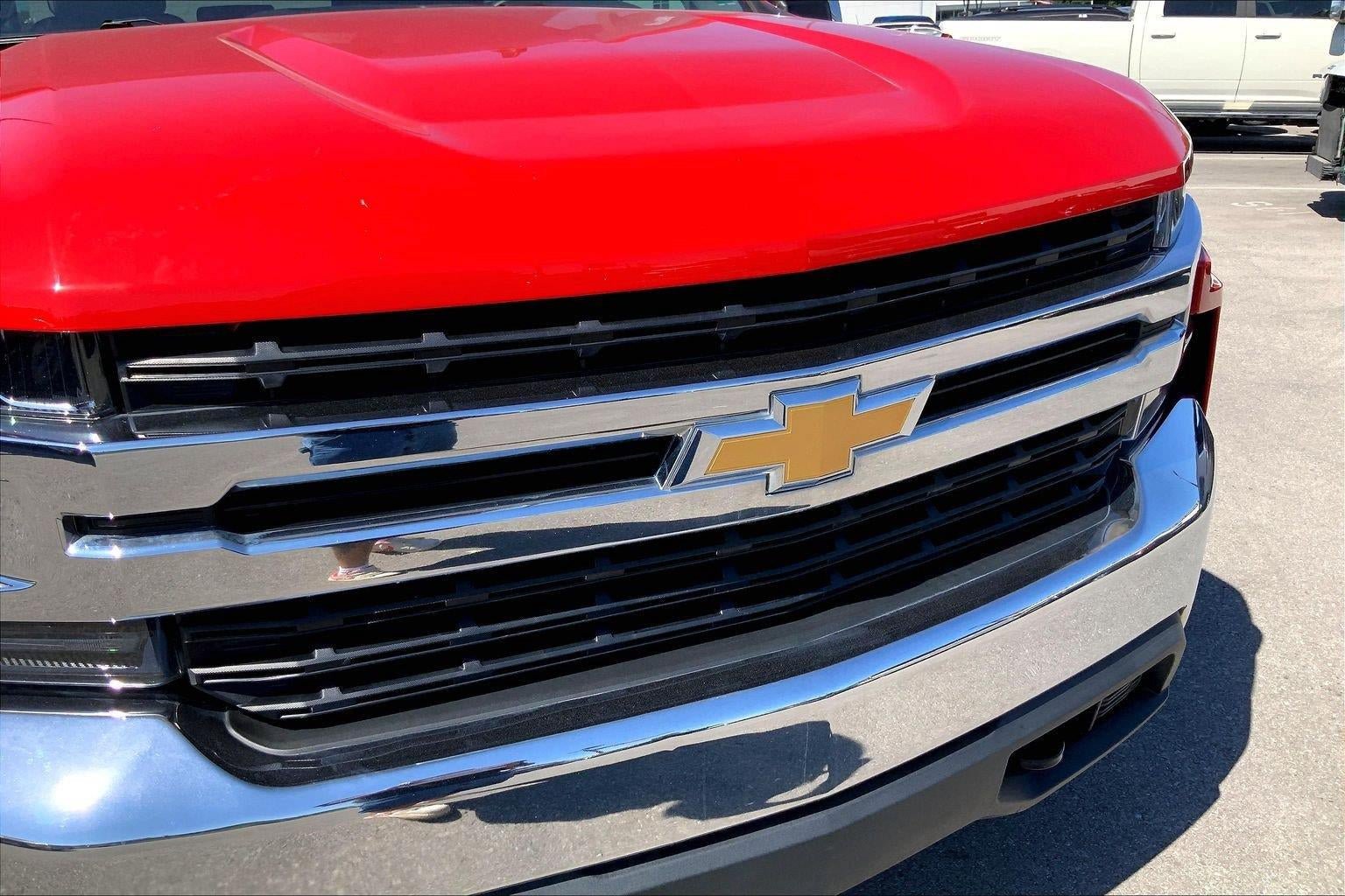 Used 2021 Chevrolet Silverado 1500 LT w/ LPO, Liner Protection Package AWD/4WD image 27