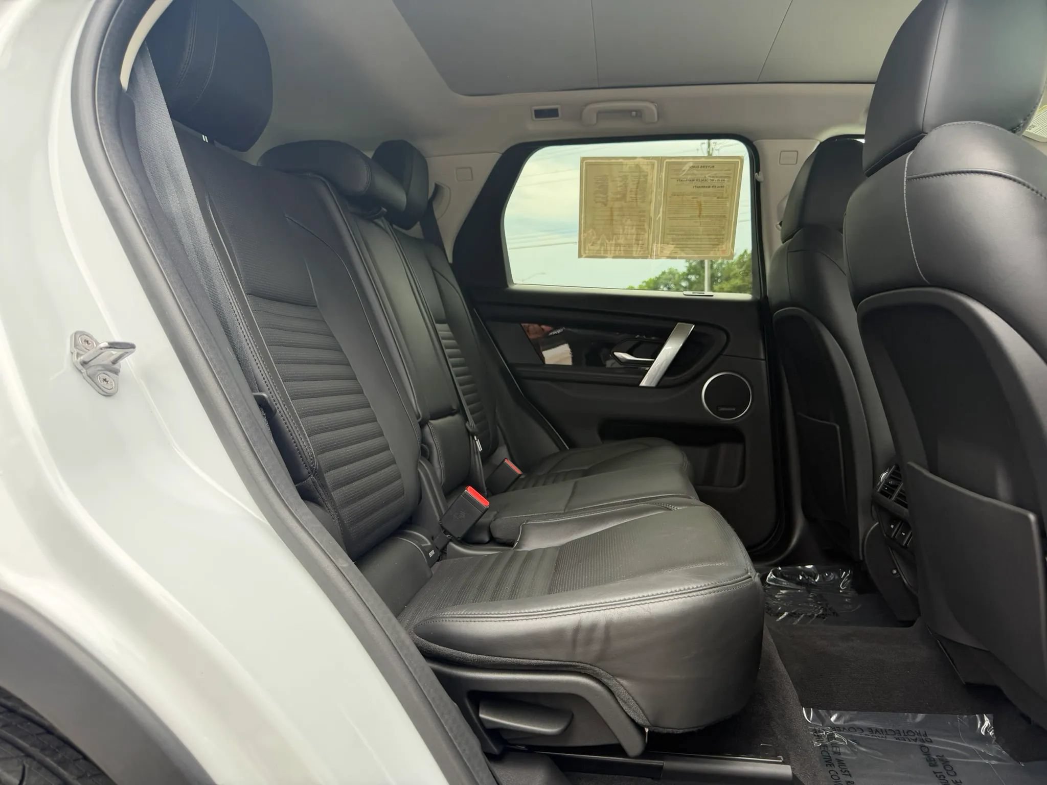 Used 2020 Land Rover Discovery Sport SE AWD/4WD image 51