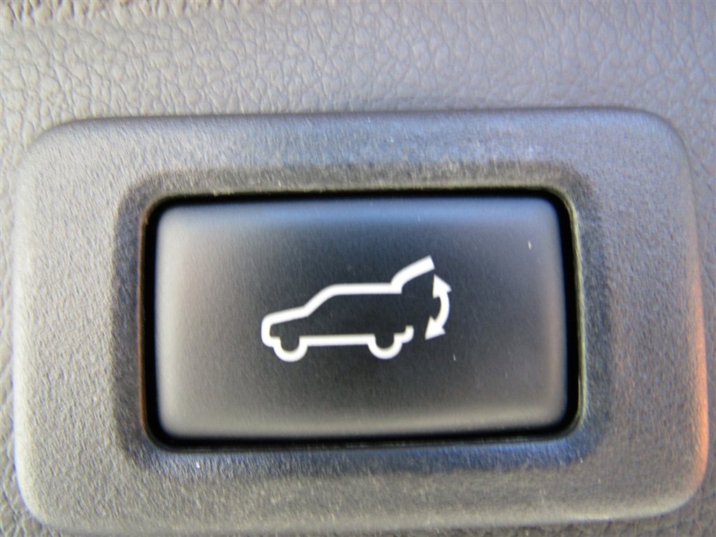 Used 2015 Subaru Outback 2.5i Premium AWD/4WD image 18