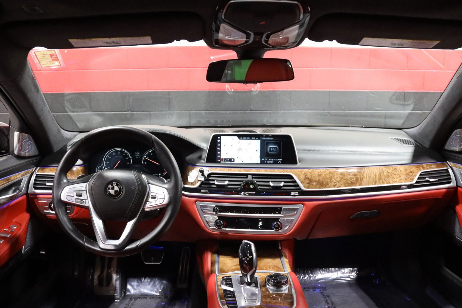 Used 2018 BMW 750i xDrive AWD/4WD image 55