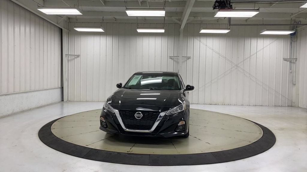 Used 2019 Nissan Altima 2.5 SL FWD image 3