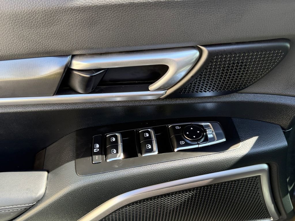 Used 2024 Kia Telluride S w/ S Sunroof Package image 11