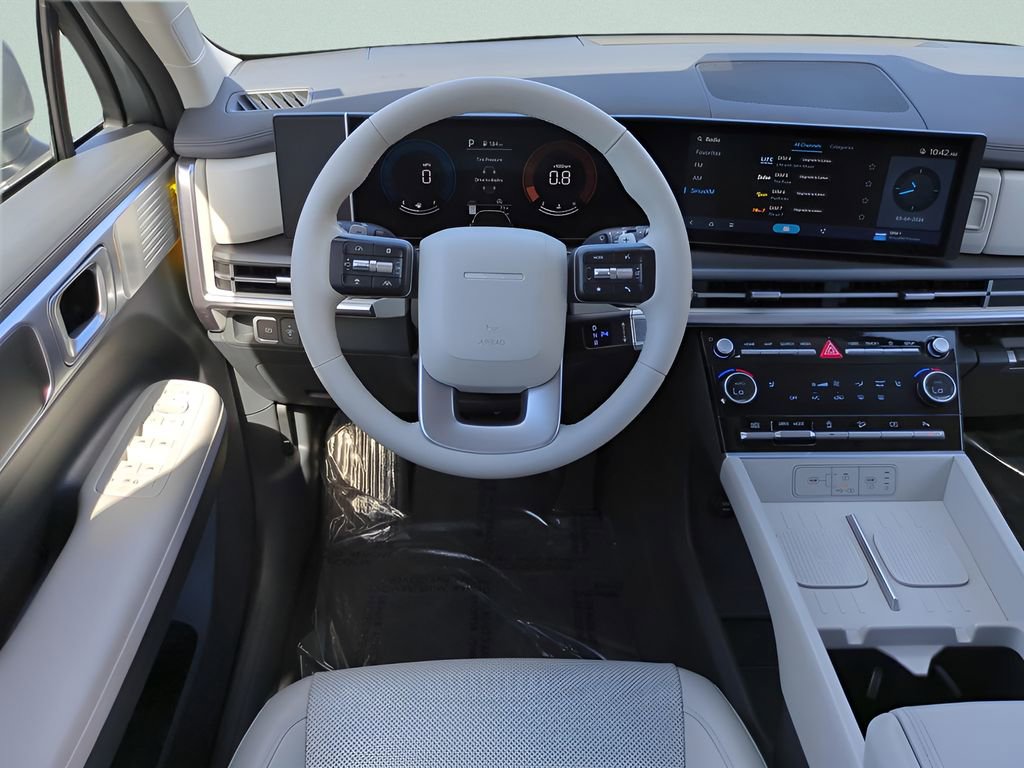 Used 2025 Hyundai Santa Fe SEL image 15