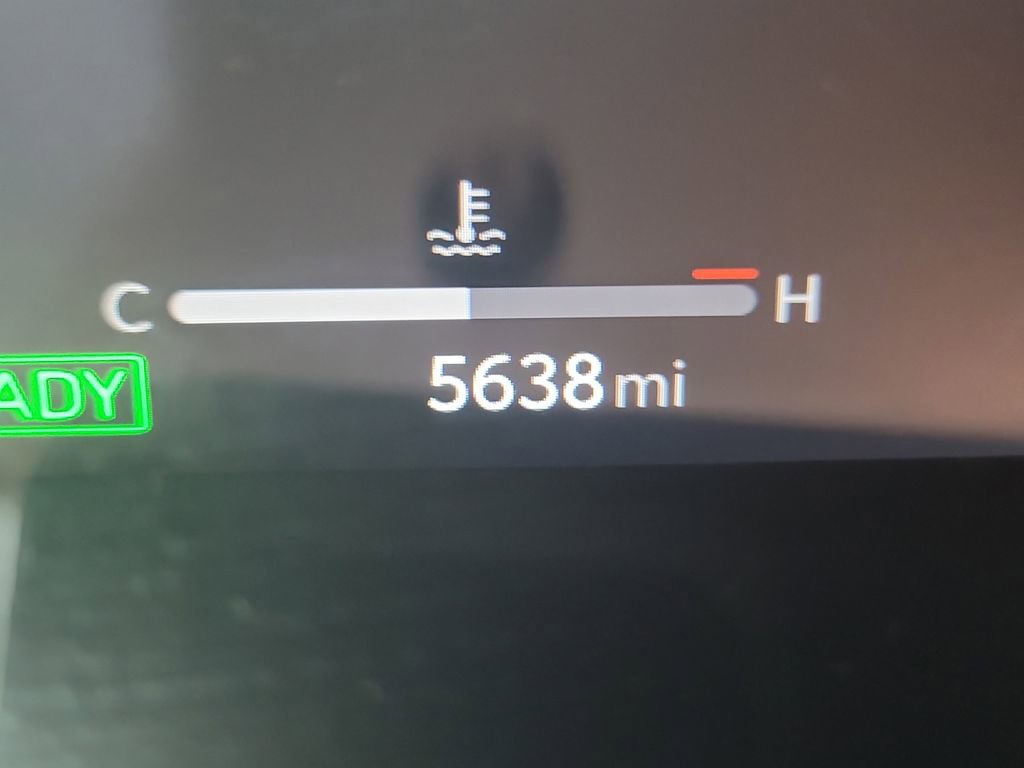 Used 2025 Toyota Camry XSE image 30