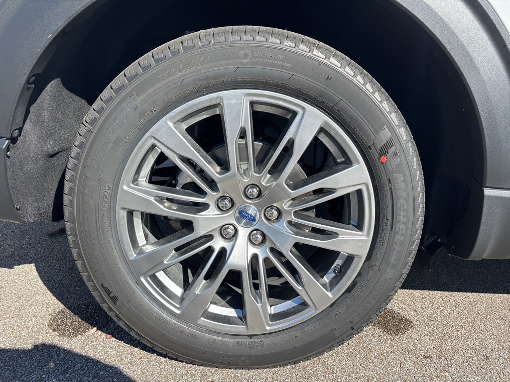 New 2026 Ford Explorer Platinum RWD image 13