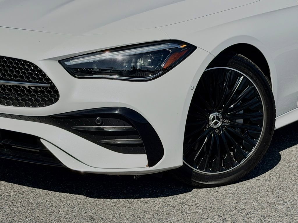 Used 2024 Mercedes-Benz CLE 300 4MATIC Coupe image 4