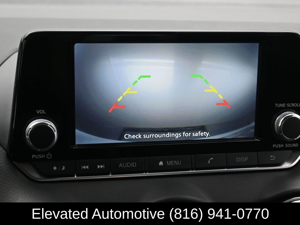 Used 2025 Nissan Sentra S image 18