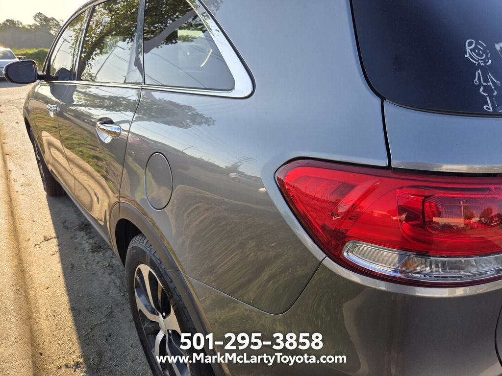 Used 2016 Kia Sorento EX w/ EX Premium Package FWD image 8