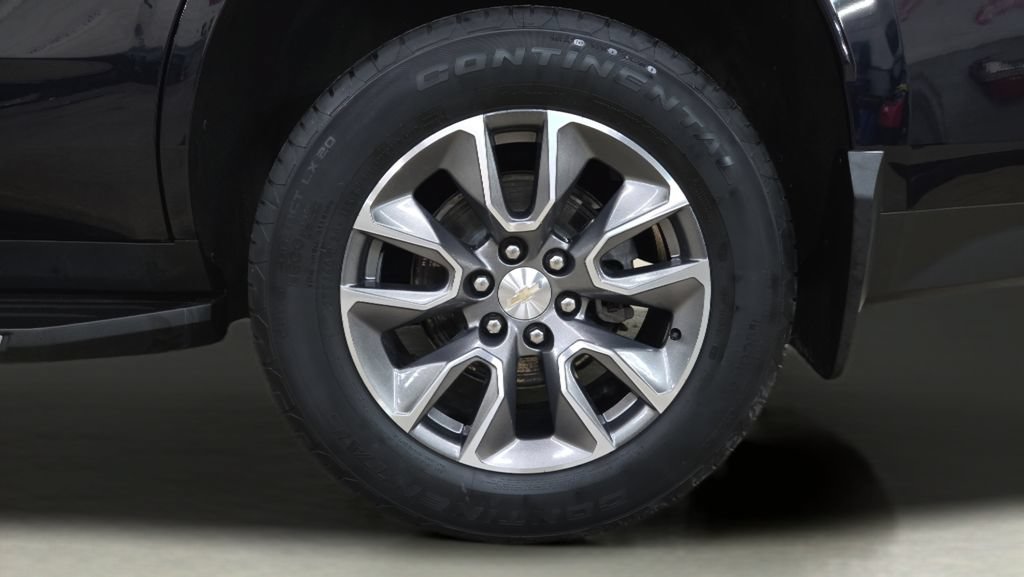Used 2024 Chevrolet Tahoe LS w/ Driver Alert Package AWD/4WD image 31