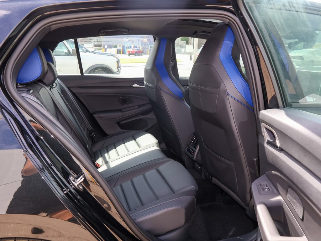 New 2026 Volkswagen Golf AWD/4WD image 32