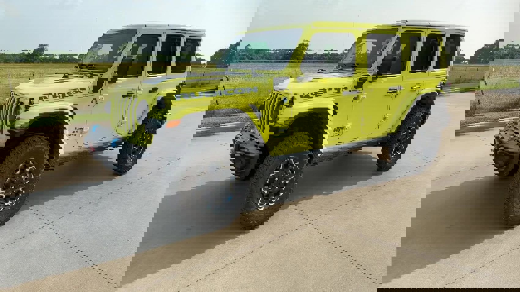 New 2023 Jeep Wrangler Unlimited Rubicon 4xe w/ Steel Bumper Group image 4