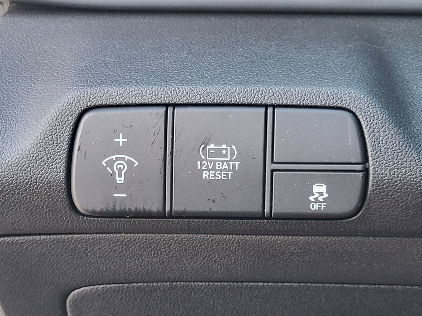 Used 2026 Hyundai Elantra Blue image 23