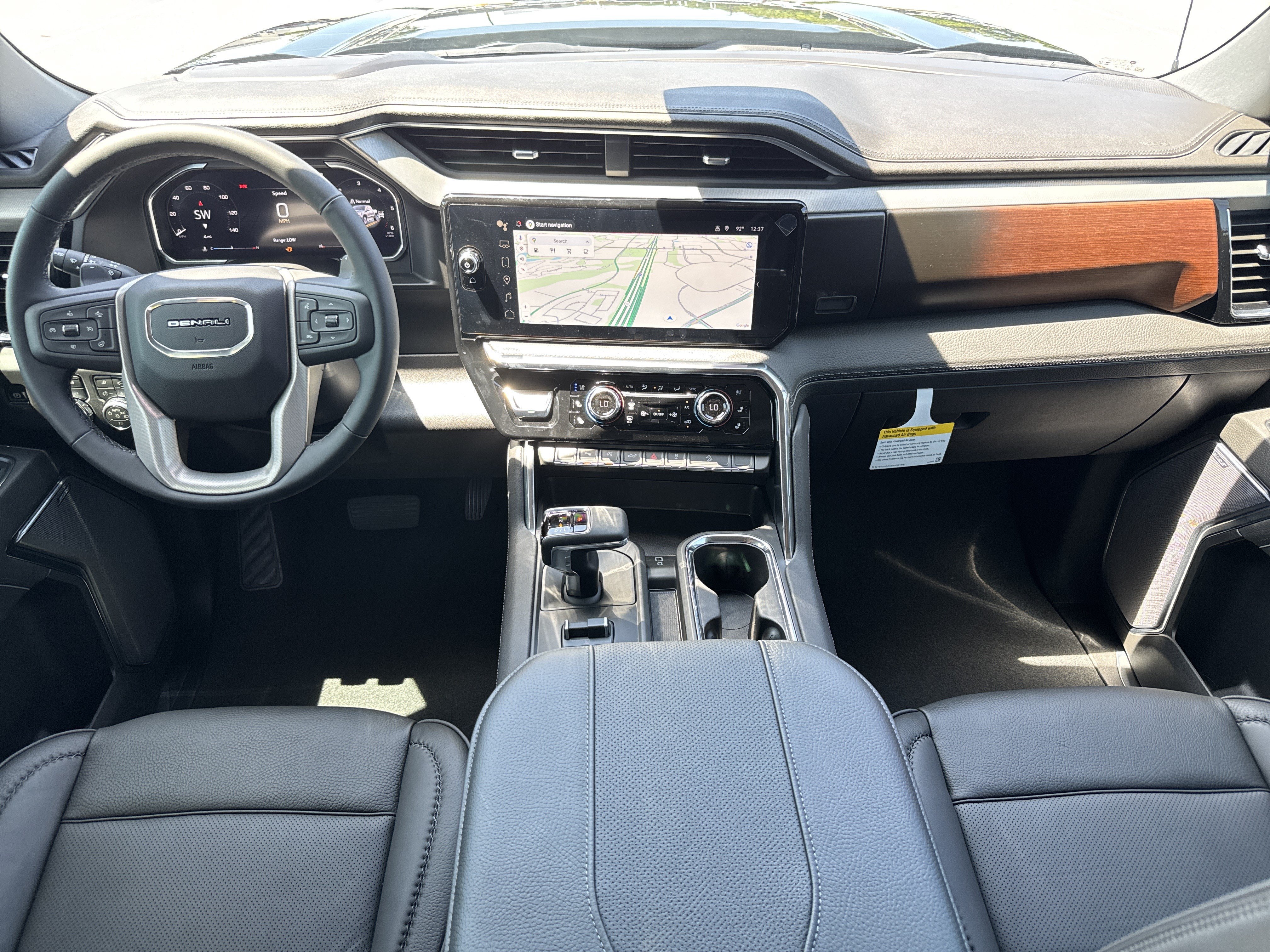 New 2026 GMC Sierra 1500 Denali w/ Denali Reserve Package AWD/4WD image 29