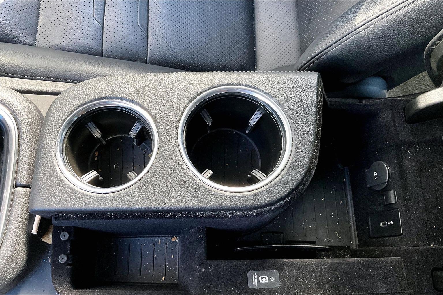 Used 2022 Porsche Panamera image 33