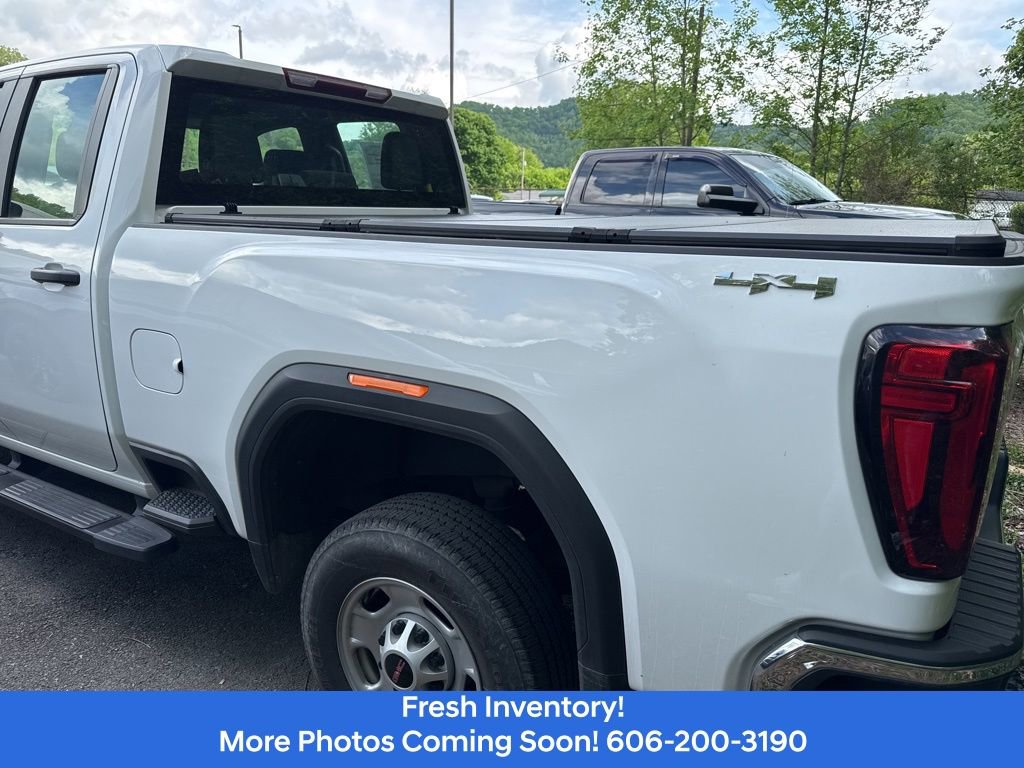 Used 2024 GMC Sierra 2500 Pro AWD/4WD image 7