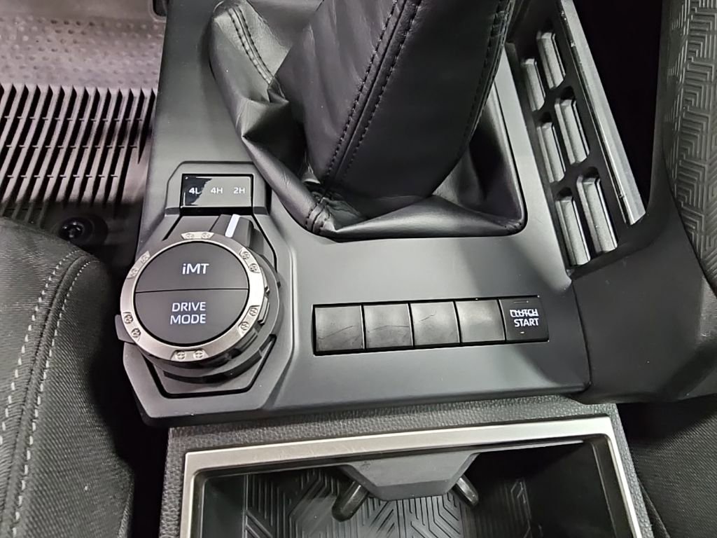 Used 2024 Toyota Tacoma SR image 20