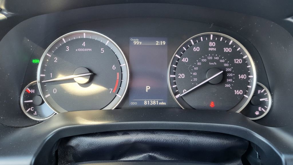 Used 2022 Lexus RX 350L FWD w/ Premium Package image 32