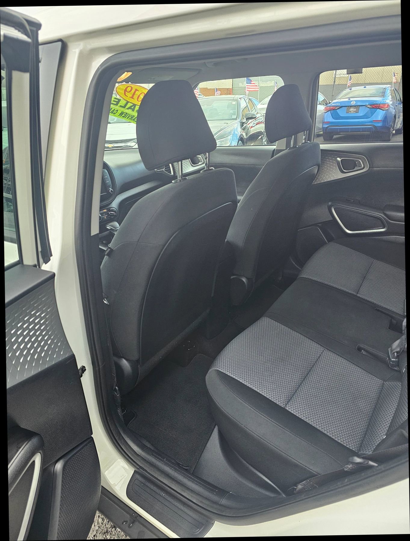 Used 2023 Kia Soul LX w/ Option Group 015 image 7