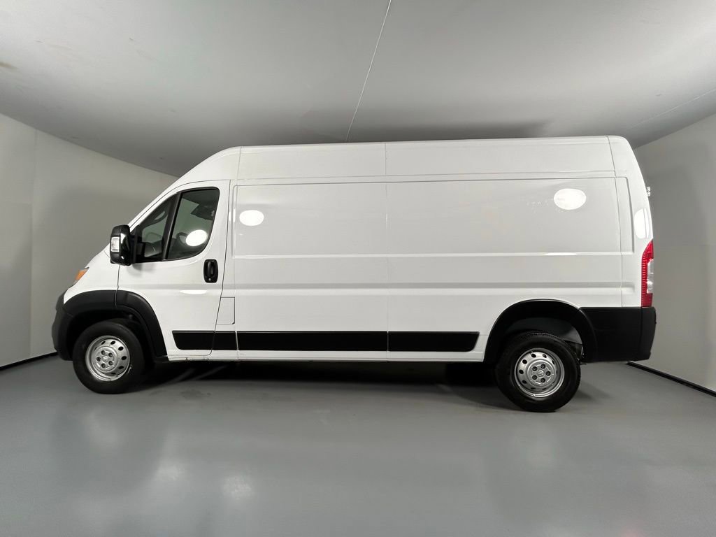 Used 2023 RAM ProMaster 2500 image 4