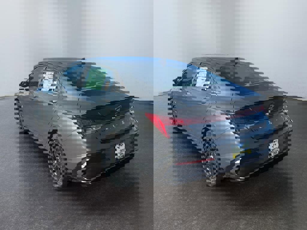 New 2026 Hyundai Elantra SEL Sport Premium image 7