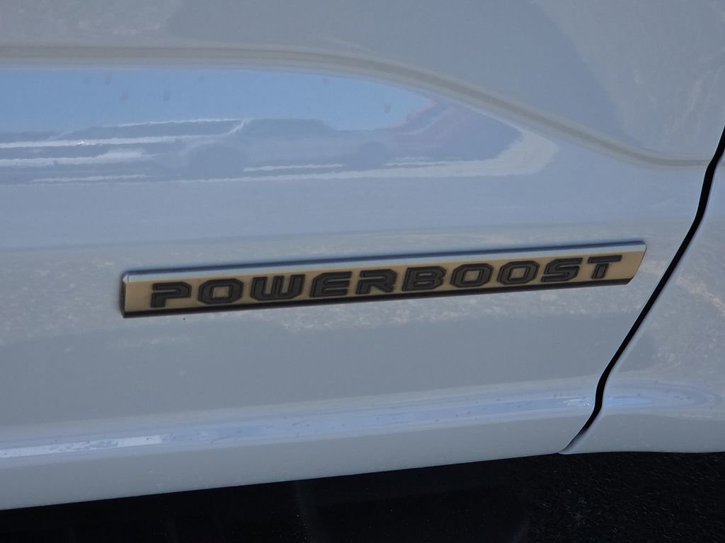 Used 2025 Ford F150 Lariat w/ Equipment Group 501A Mid image 12