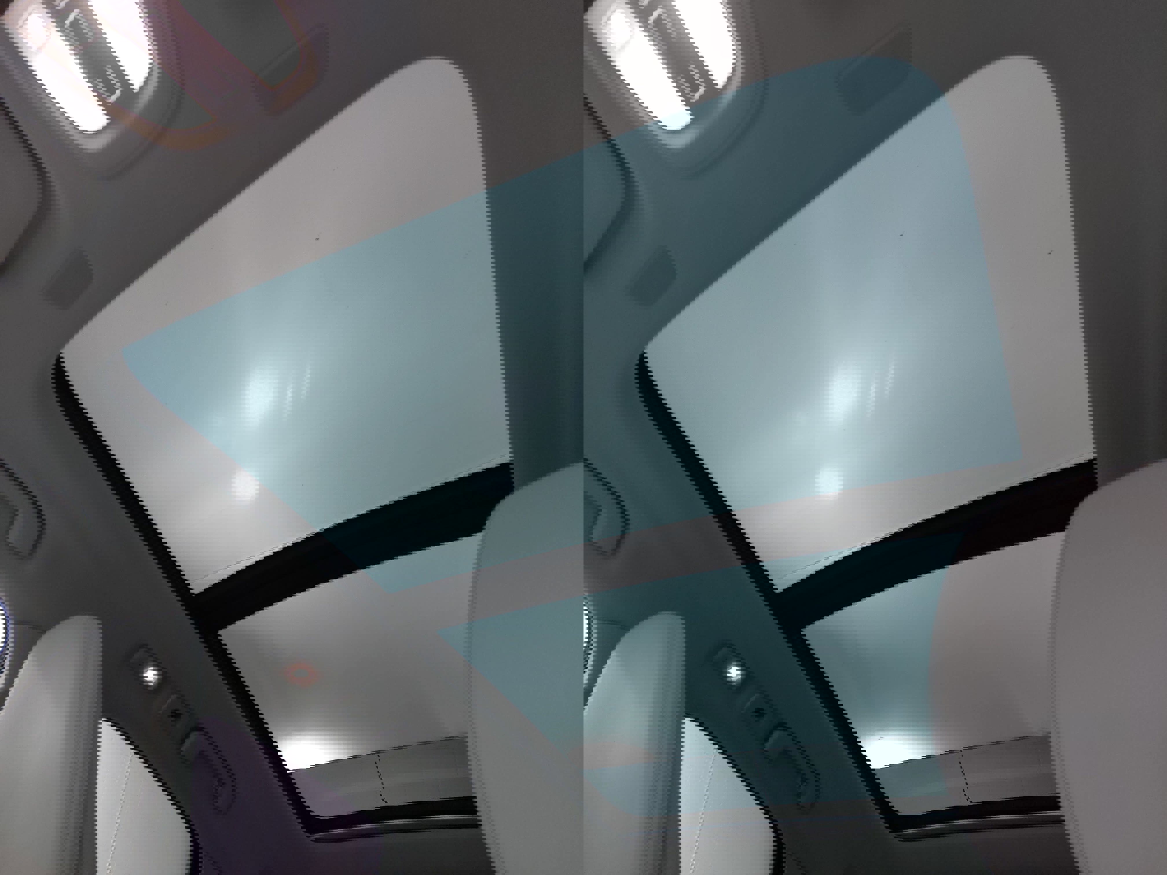 Used 2025 Volvo XC60 T8 Ultra w/ Protection Package Premier image 32