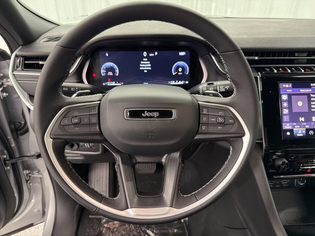 New 2025 Jeep Grand Cherokee L Altitude image 21