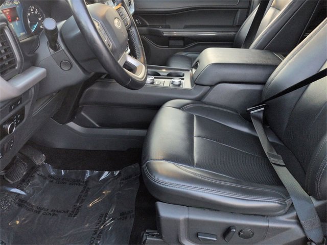 Used 2023 Ford Expedition Max XLT image 12