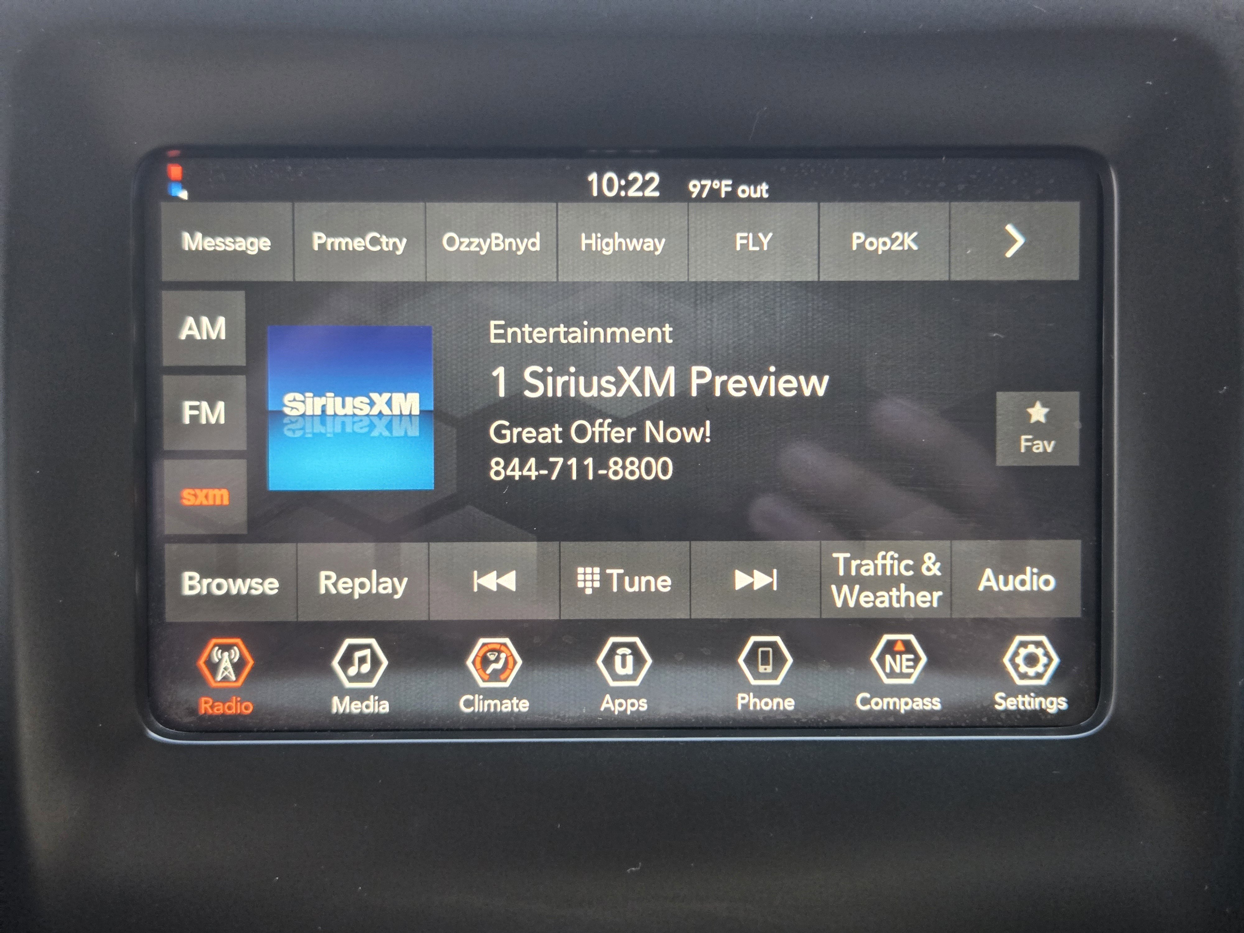 Used 2020 Jeep Cherokee Latitude Plus FWD image 12