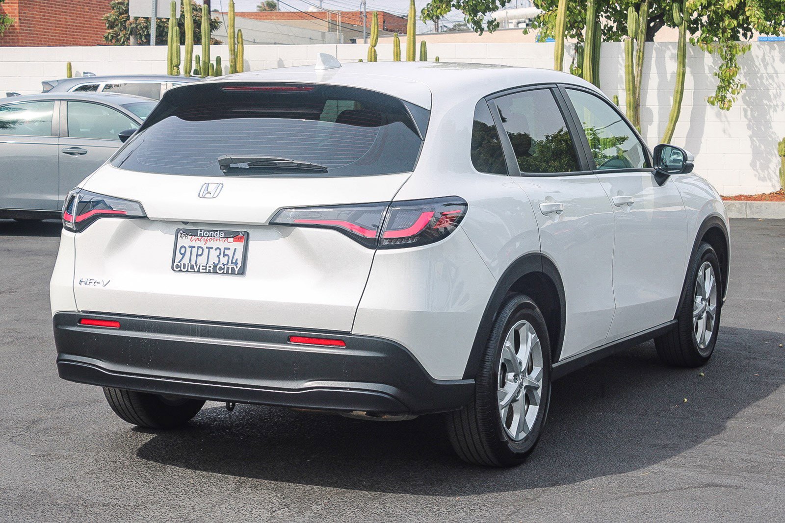 Certified 2024 Honda HR-V LX image 9