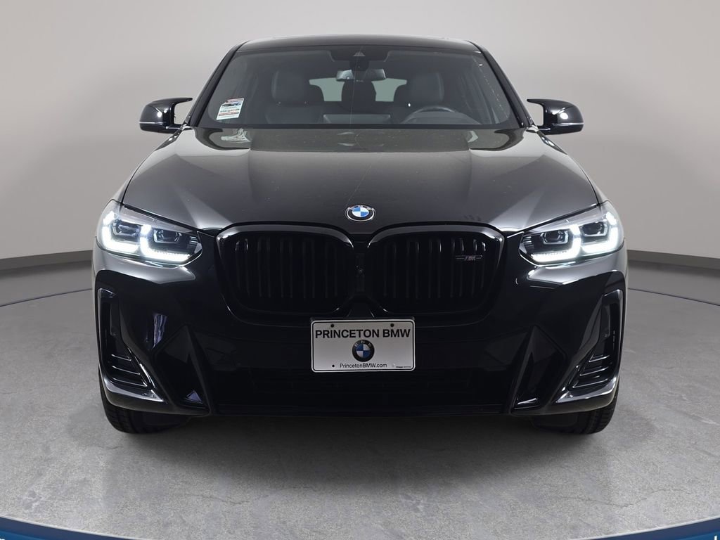Certified 2024 BMW X4 M40i w/ Premium Package AWD/4WD image 3